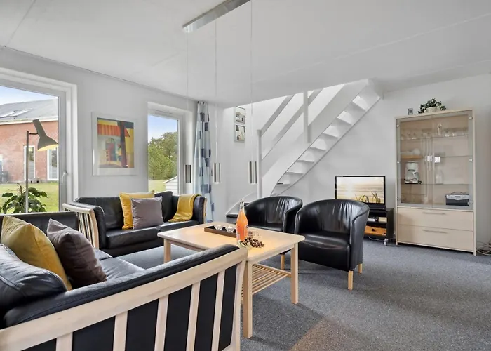 Aldora - 2-3km From The Sea By Interhome Apartman *